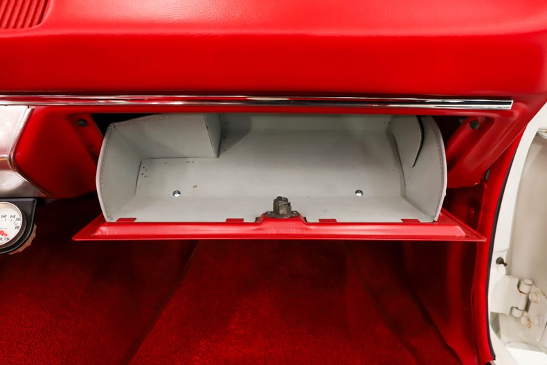 Unknown-Sport-fury-1963-Ermine-White-Red-39