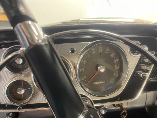 Unknown-Sport-fury-1963-White-Black-16