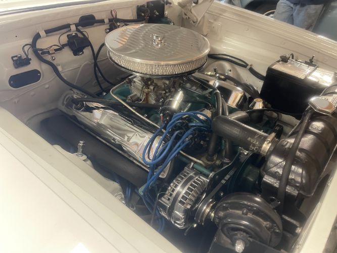Unknown-Sport-fury-1963-White-Black-24