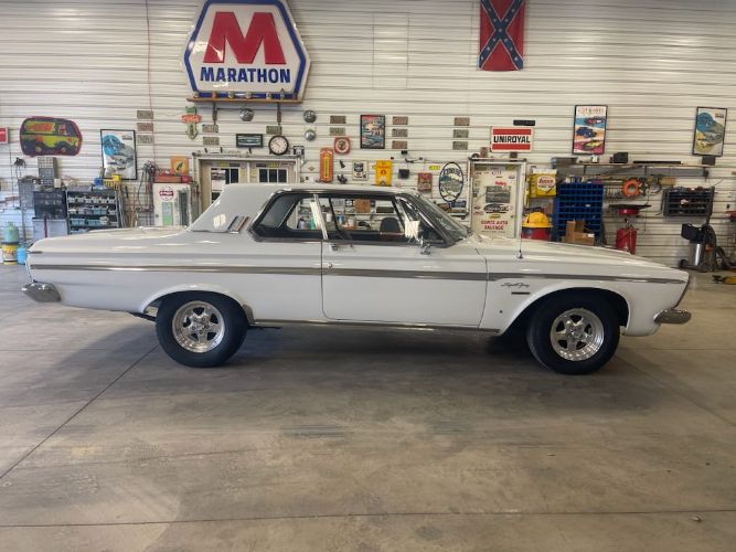 Unknown-Sport-fury-1963-White-Black-8