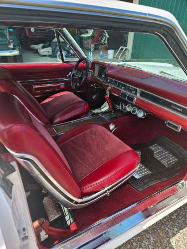 Unknown-Sport-fury-1966-White-Red-6