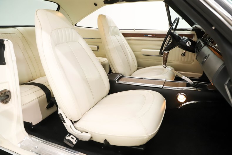 Unknown-Sport-satellite-1970-Alpine-White-White-23
