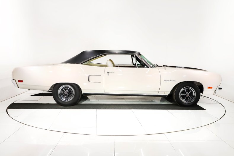 Unknown-Sport-satellite-1970-Alpine-White-White-28
