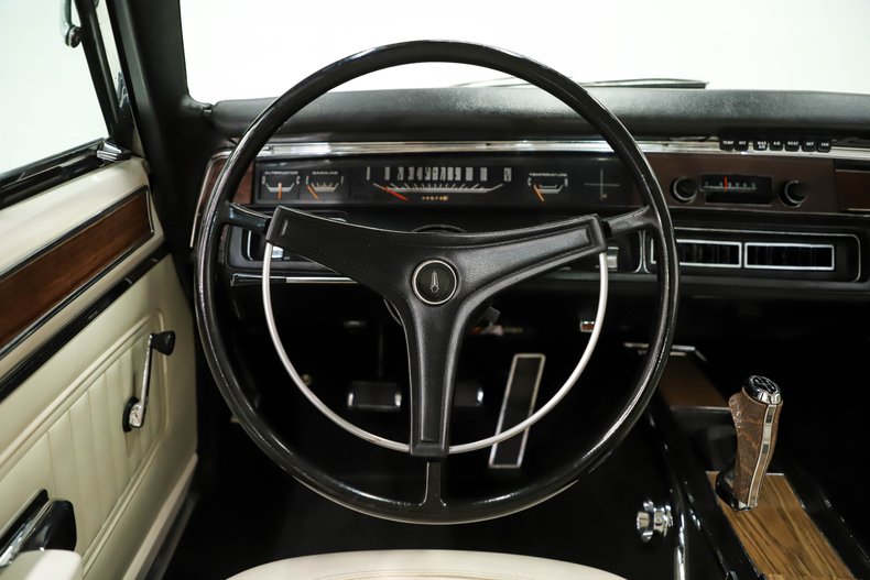 Unknown-Sport-satellite-1970-Alpine-White-White-29