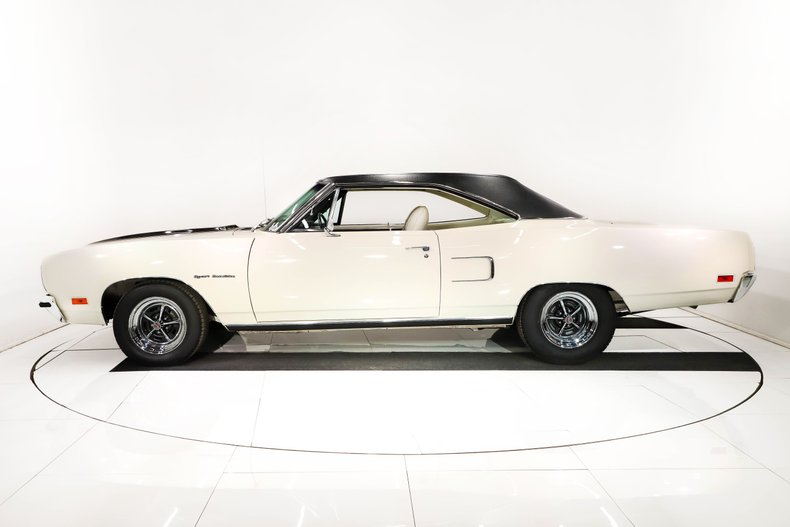 Unknown-Sport-satellite-1970-Alpine-White-White-42