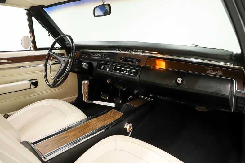 Unknown-Sport-satellite-1970-Alpine-White-White-43