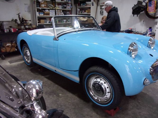 Unknown-Sprite-1960-Blue-White-3