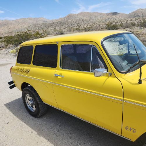 Unknown-Squareback-1971-Yellow-11