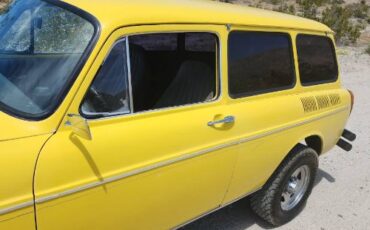 Unknown-Squareback-1971-Yellow-15