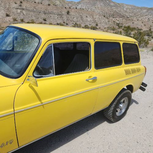 Unknown-Squareback-1971-Yellow-15