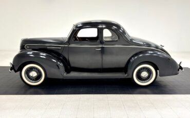 Unknown-Standard-1939-Black-Tan-1
