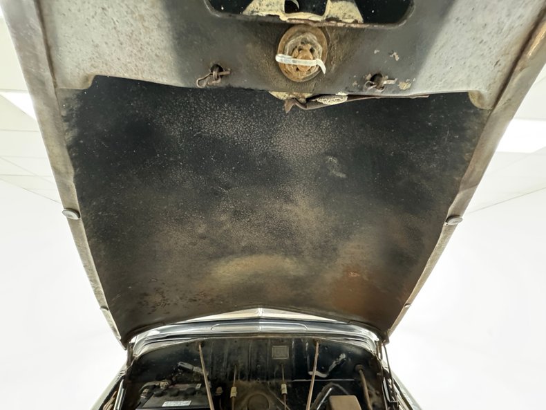 Unknown-Standard-1939-Black-Tan-29
