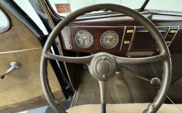 Unknown-Standard-1939-Black-Tan-47