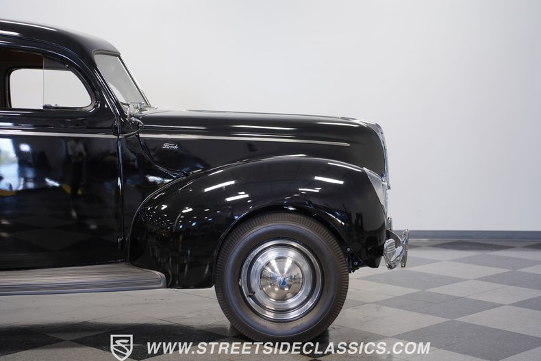 Unknown-Standard-1940-Black-Tan-29