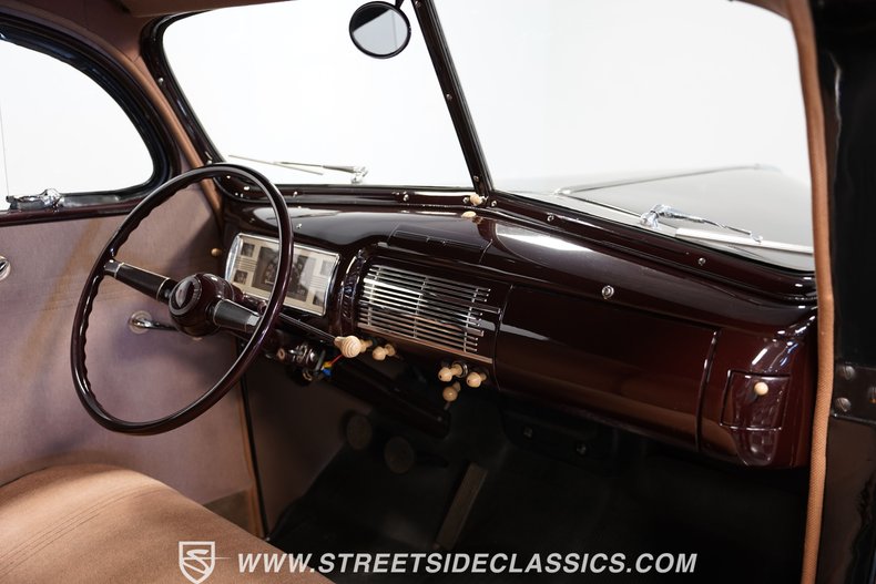 Unknown-Standard-1940-Black-Tan-49