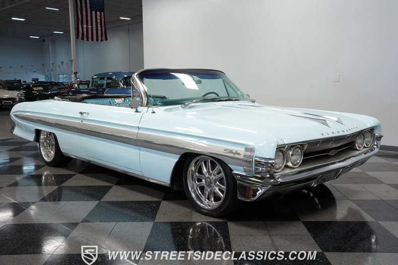 Unknown-Starfire-1961-Glacier-Blue-Blue-26