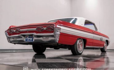 Unknown-Starfire-1962-Chariot-Red-Red-25