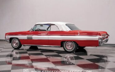 Unknown-Starfire-1962-Chariot-Red-Red-4