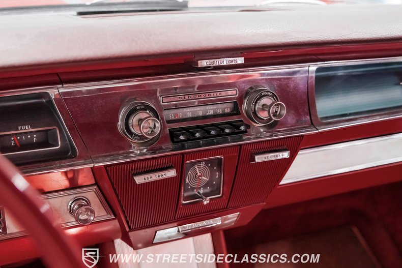 Unknown-Starfire-1962-Chariot-Red-Red-40