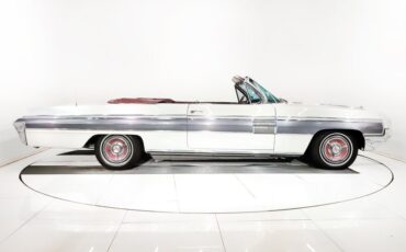 Unknown-Starfire-1962-Provincial-White-Red-20
