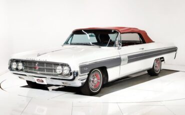 Unknown-Starfire-1962-Provincial-White-Red-38