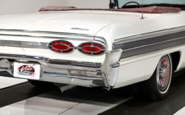 Unknown-Starfire-1962-Provincial-White-Red-46