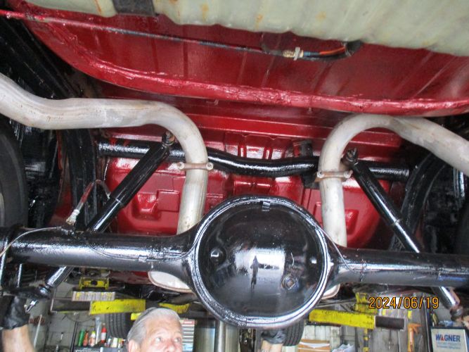 Unknown-Starliner-1960-Red-7