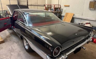 Unknown-Starliner-1961-Black-3