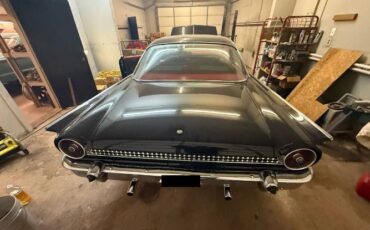 Unknown-Starliner-1961-Black-4