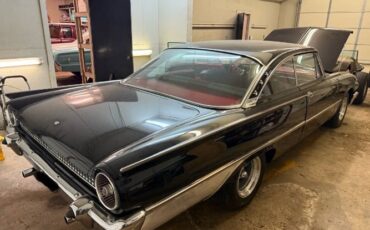 Unknown-Starliner-1961-Black-5