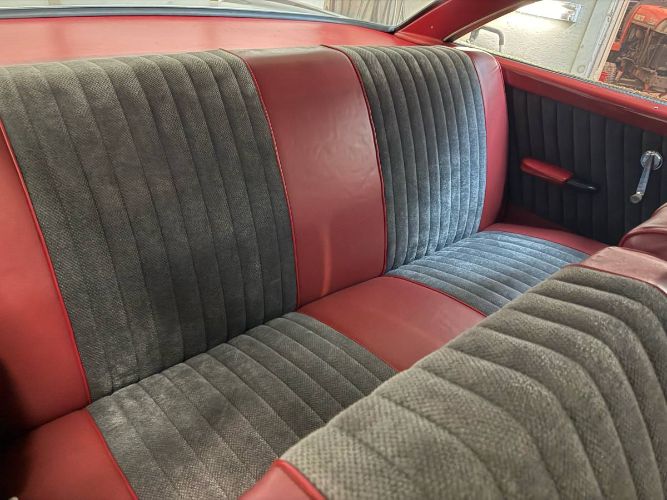 Unknown-Starliner-1961-Black-8