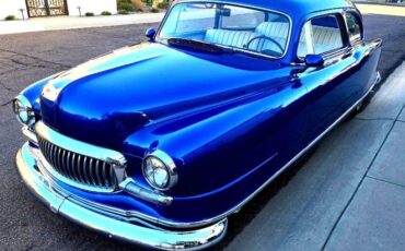 Unknown-Statesman-1951-Viper-Blue-White-14