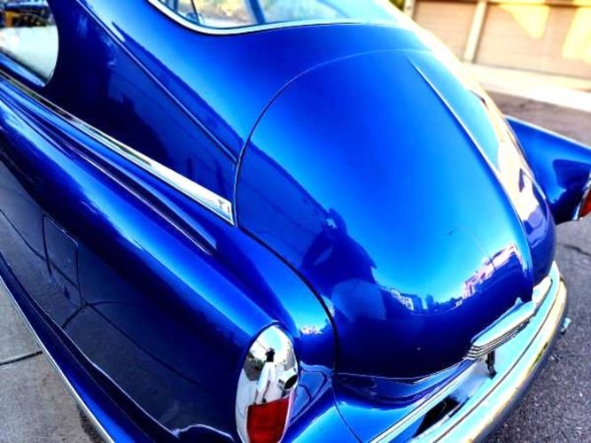 Unknown-Statesman-1951-Viper-Blue-White-15