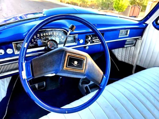 Unknown-Statesman-1951-Viper-Blue-White-8