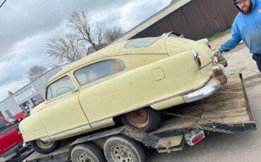 Unknown-Statesman-1951-Yellow-Brown-16