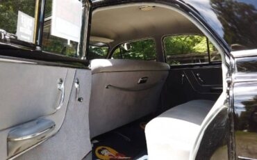 Unknown-Styleline-1950-Black-6