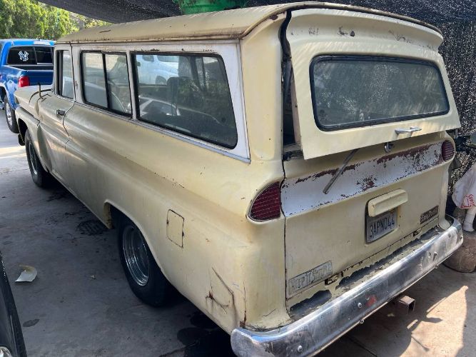 Unknown-Suburban-1963-Yellow-1