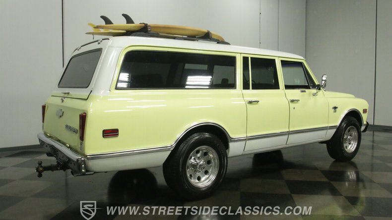 Unknown-Suburban-1968-Yellow-Black-22