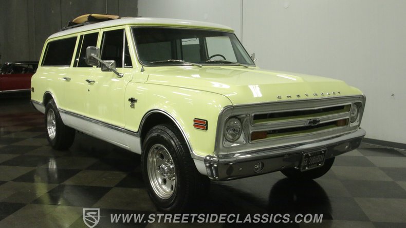 Unknown-Suburban-1968-Yellow-Black-25