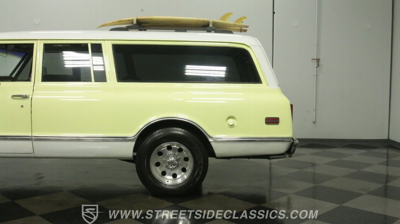 Unknown-Suburban-1968-Yellow-Black-32