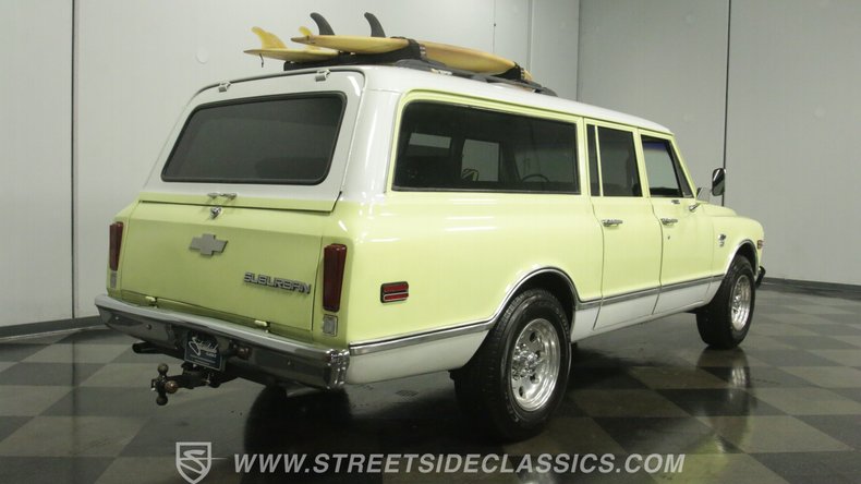 Unknown-Suburban-1968-Yellow-Black-34