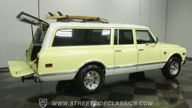 Unknown-Suburban-1968-Yellow-Black-8