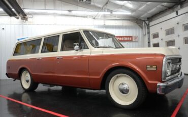 Unknown-Suburban-1969-Cream-and-Copper-Beige-19