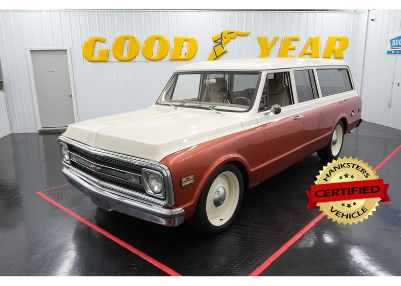 Unknown-Suburban-1969-Cream-and-Copper-Beige-4