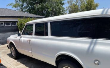 Unknown-Suburban-1969-White-4