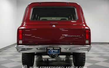 Unknown-Suburban-1972-Burgundy-Metallic-Beige-1