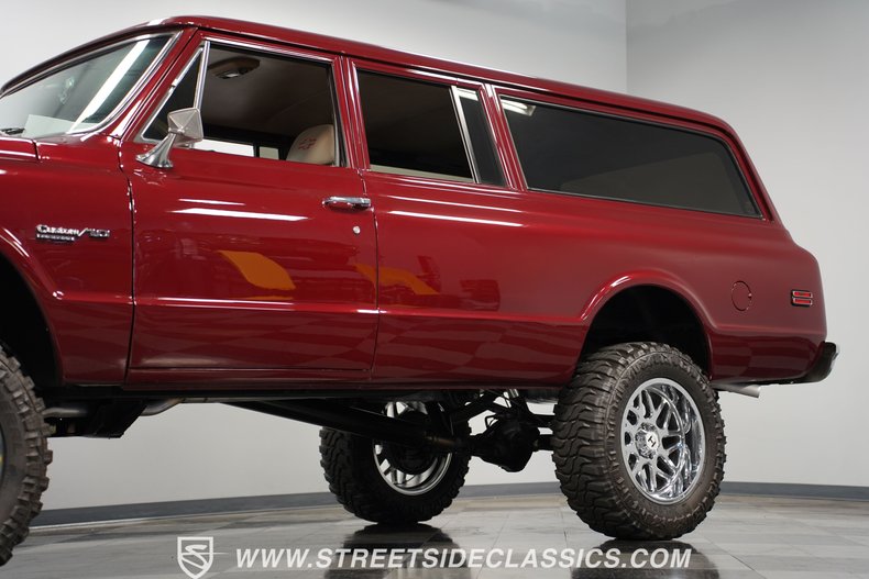 Unknown-Suburban-1972-Burgundy-Metallic-Beige-21