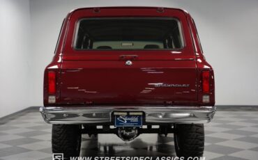 Unknown-Suburban-1972-Burgundy-Metallic-Beige-24
