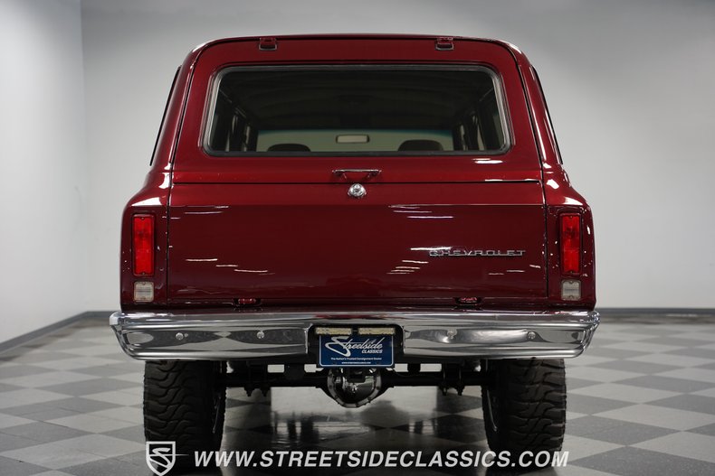 Unknown-Suburban-1972-Burgundy-Metallic-Beige-24