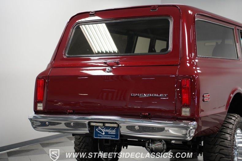 Unknown-Suburban-1972-Burgundy-Metallic-Beige-25